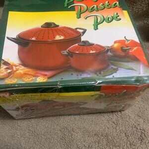 Perfect Pasta Pot Multiuse Pasta Pot Set.